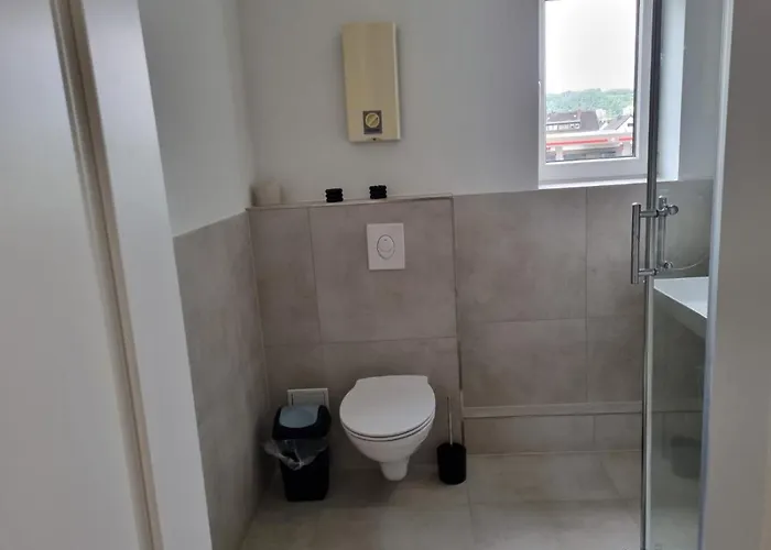 Schoene Zentral In Apartamento Coblença